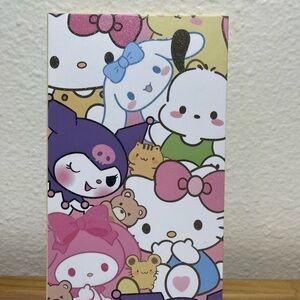 Sanrio Cartoon Eyeshadow Palette Multi-Color Makeup Palette with Mirror